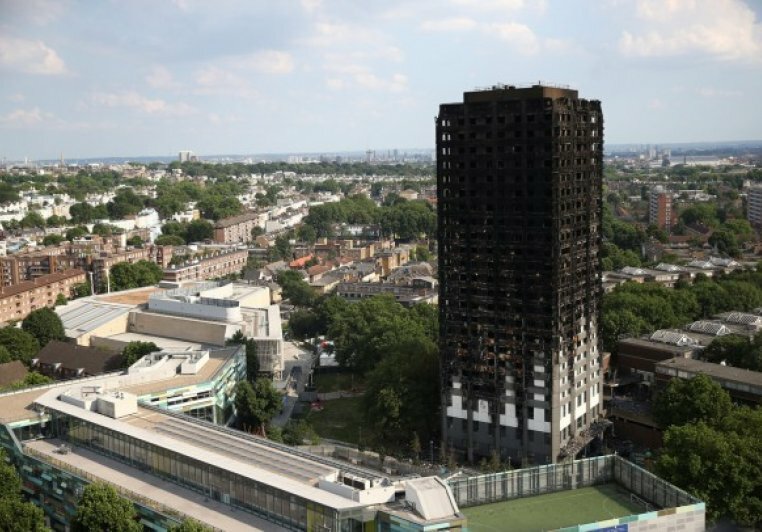 Количество погибших в лондонском пожаре возросло до 79